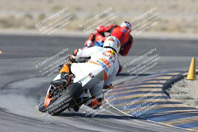 media/Dec-01-2025-Moto Forza (Mon) [[2daa91e15f]]/1-Advanced Group/Session 2 Turn 11 Backside/